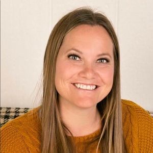 Meet your Posher, Jena